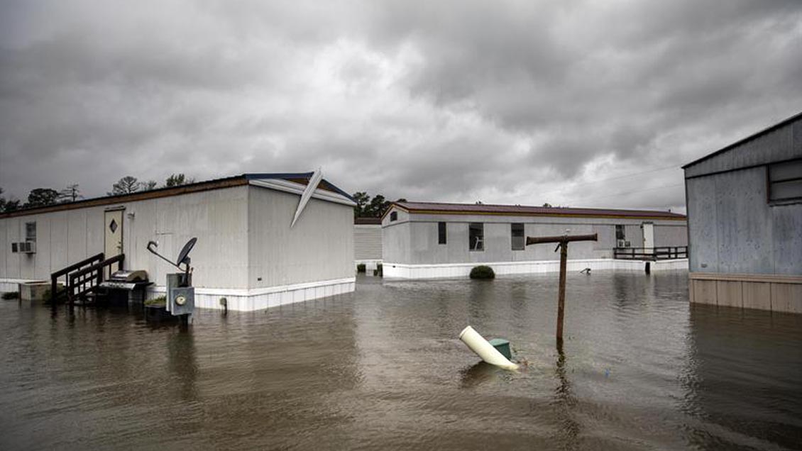 Buscan a mujer por abrazar paquete de marihuana que apareció tras paso de Florence