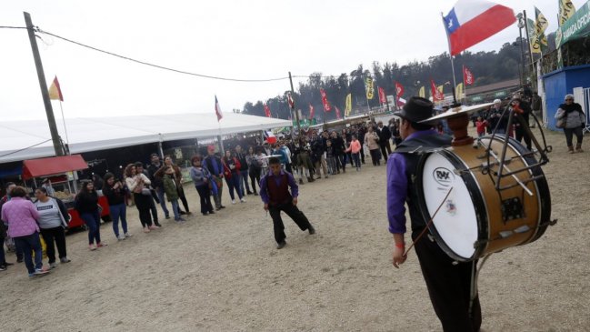 La lluvia no aguó la fiesta en Valparaíso: Autoridades hicieron positivo balance de Fiestas Patrias