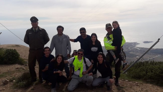 Carabineros rescató a turistas accidentados al subir cerro en Los Vilos