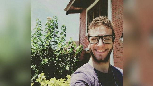 Lo invitaron a una reunión de excompañeros y denunció el bullying que sufrió