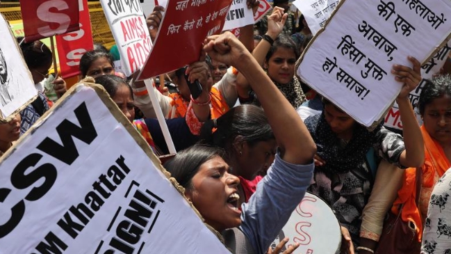 Niña de siete años fue violada y caso conmueve a la India