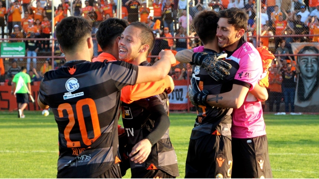 Cobreloa derribó a Unión San Felipe y se prendió en la lucha por el ascenso