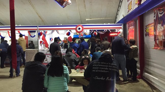 Acusan a la lluvia: Locatarios del parque Saval no sacaron cuentas alegres tras Fiestas Patrias