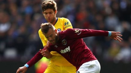 Delantero del equipo de Pellegrini fue troleado por perderse el gol del triunfo ante Chelsea
