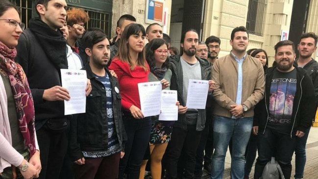 Juventudes opositoras acusaron a 