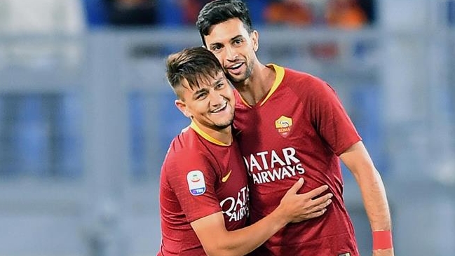 Javier Pastore volvió a marcar un golazo de taco para AS Roma