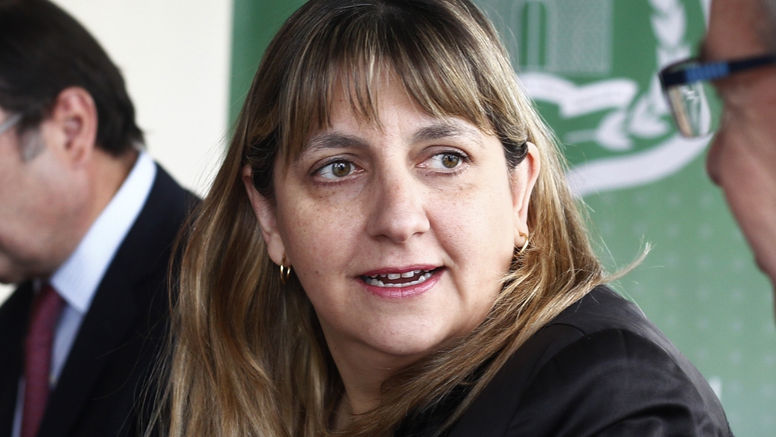 Ex directora de Gendarmería se despidió de los funcionarios pidiendo disculpas por sus errores