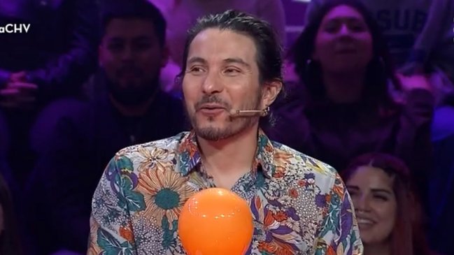 Televidentes piden que Felipe Avello sea panelista estable en 