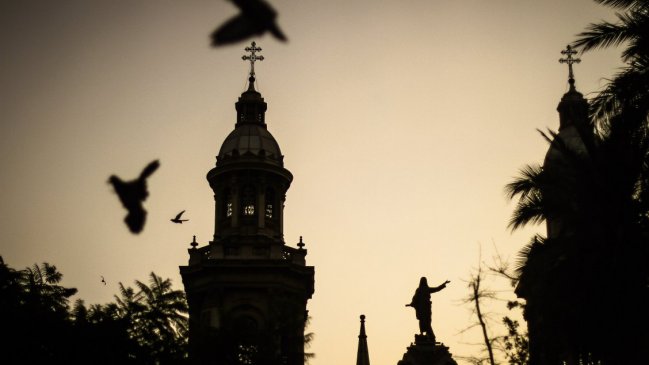 Arzobispado de Santiago creó nueva estructura para denuncia de abusos y acompañamiento de víctimas