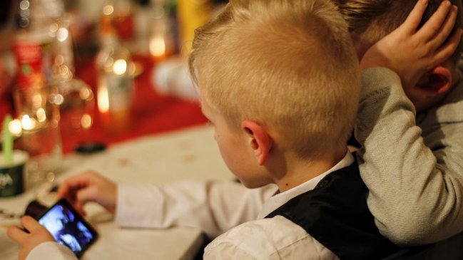 Estudio reveló peligro de los smartphones para los niños y su capacidad cognitiva