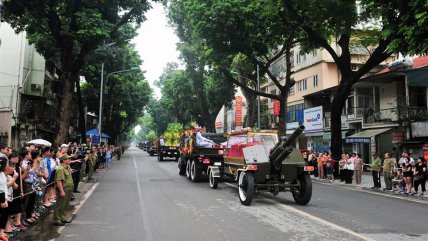   Miles de vietnamitas despidieron a su fallecido presidente en Hanoi 