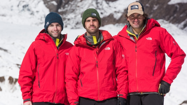 Expedición chilena ascendió con éxito la 14ª montaña más alta del mundo Shisha Pangma