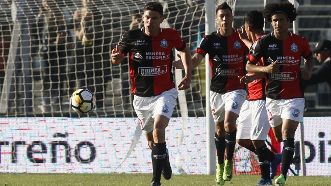 Antofagasta y U. de Concepción chocarán buscando amenazar el liderato del torneo