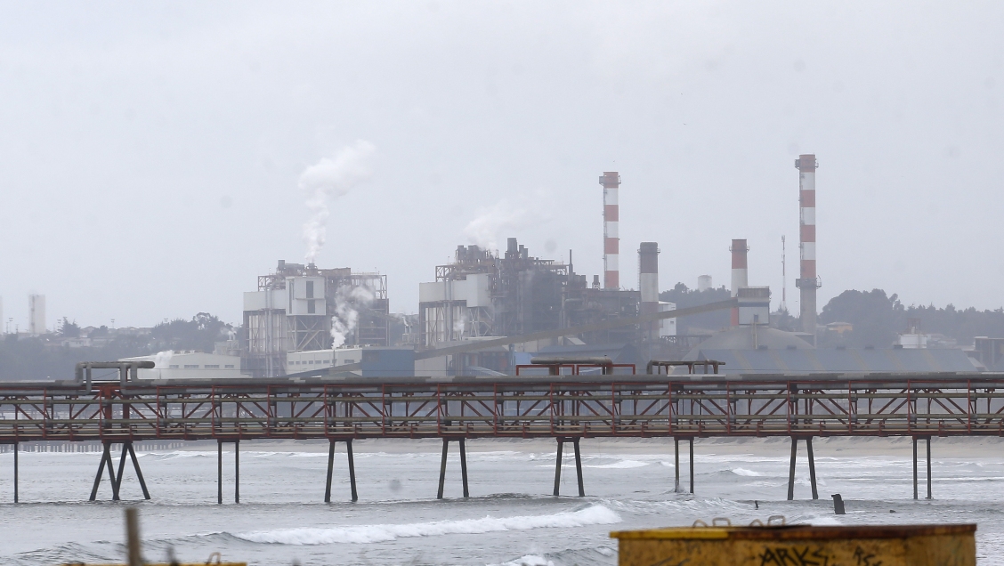 Puchuncaví elabora informe para estudiar cierre de empresas en la zona