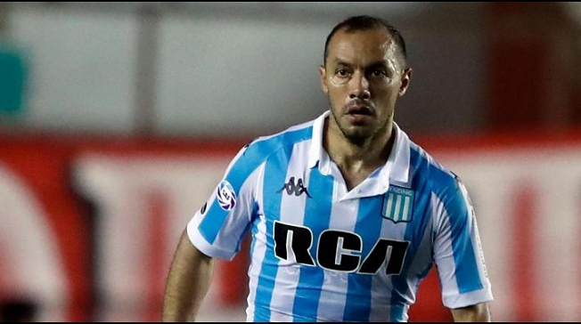 Castañeda a medio argentino: A Marcelo Díaz lo ponían de lateral y yo lo puse de volante