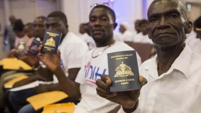  Haití suspendió emisión de pasaportes en R. Dominicana  