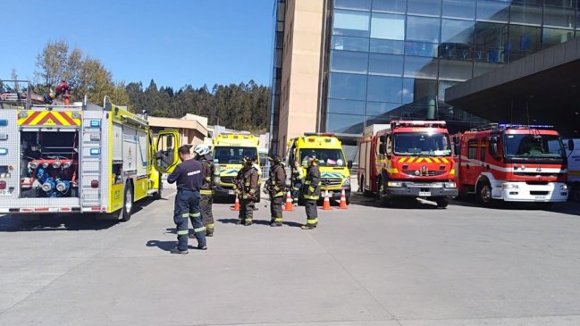 Talcahuano: Cerca de 800 evacuados por fuga de gas en Hospital Higueras