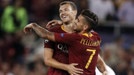 Edin Dzeko deslumbró con un triplete en goleada de Roma a Viktoria Plzen