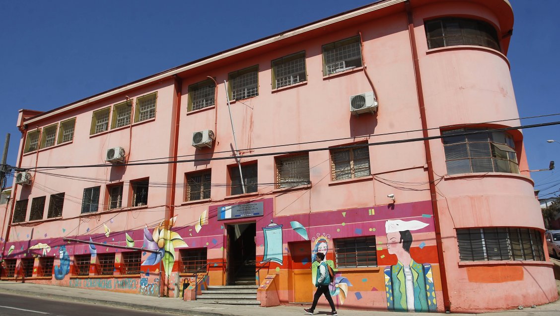 Fiscalía de Valparaíso imputará a ocho ex funcionarios del Cread Playa Ancha por torturas