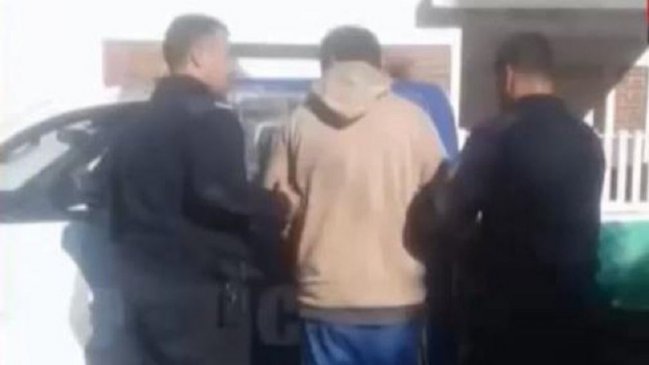 Monstruoso caso: Adoptó a niña de 14 años, tuvo cuatro hijas con ella y abusó de una