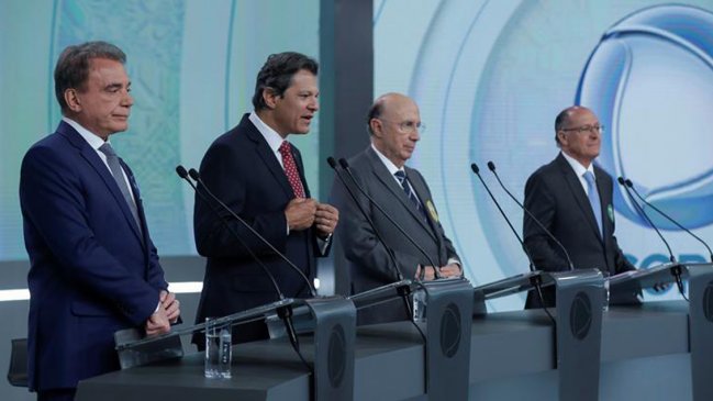Ausencia de Bolsonaro marcó último debate presidencial en Brasil