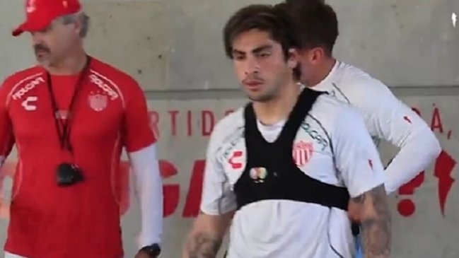 Bryan Carvallo debutó en Necaxa con empate ante Veracruz de Juvenal Olmos