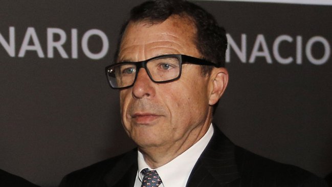 Sebastián Edwards pide instaurar un Premio Nacional de Economía