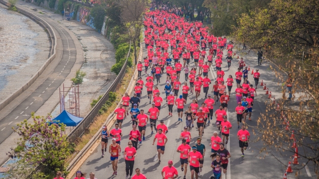  Con 9 mil personas se realizó corrida contra cáncer de mama  