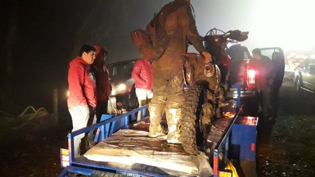 Los Ríos: Rescatan motoqueros perdidos en la cordillera de Lago Ranco