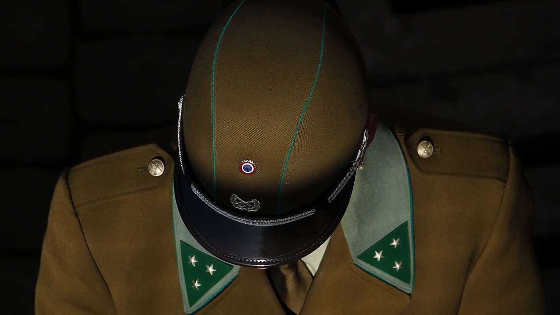 Cabo de Carabineros agredió a ex pareja, una teniente