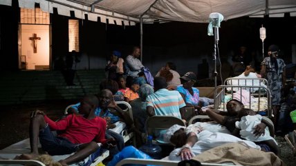   Haití: Los hospitales atienden a los heridos del terremoto 