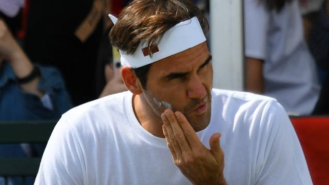  Federer: Hay que respetar a los pasapelotas y mantener la elegancia  