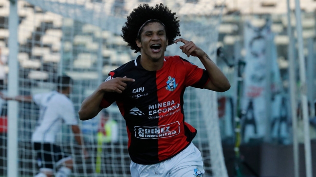 Deportes Antofagasta desmintió acuerdo entre Eduard Bello y Universidad de Chile