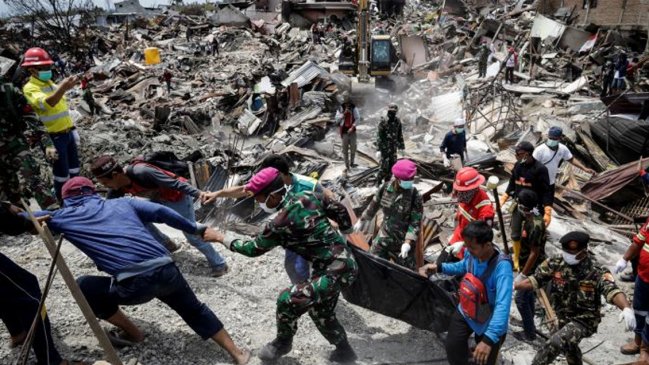 Indonesia: A 2.010 aumentó la cifra de muertos por el terremoto y tsunami