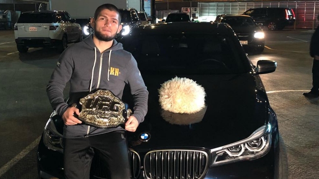 El mensaje de Khabib al presidente de la UFC: Tienes suerte de haberme dado mi cinturón