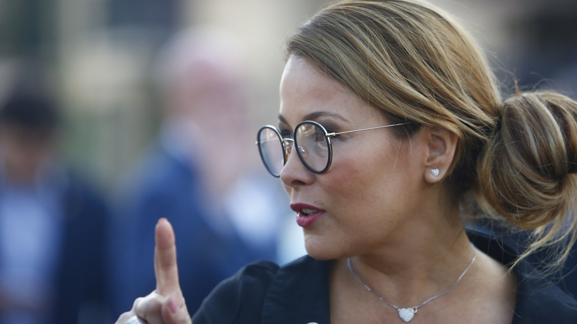 Maipú: Alcaldesa Barriga suspendió sesión del concejo tras solo 15 minutos