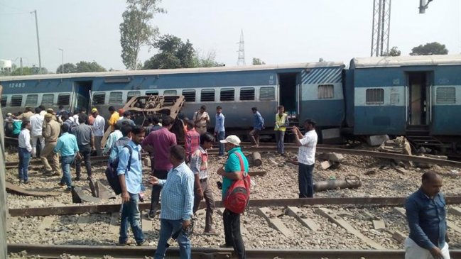 Descarrilamiento de tren en el norte de India deja al menos seis muertos