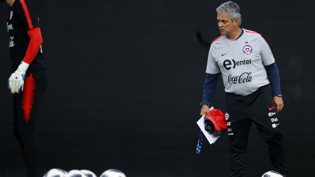 La selección chilena sigue alistando su duelo ante Perú