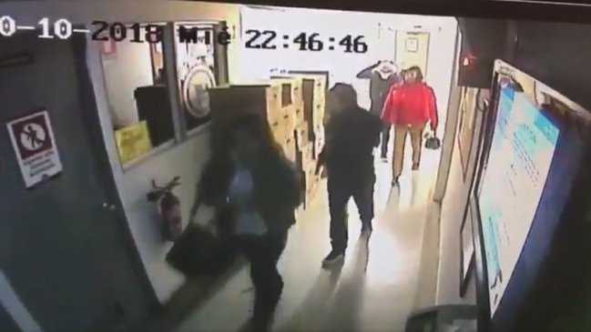 Tres detenidos por robo frustrado en supermercado de Maipú
