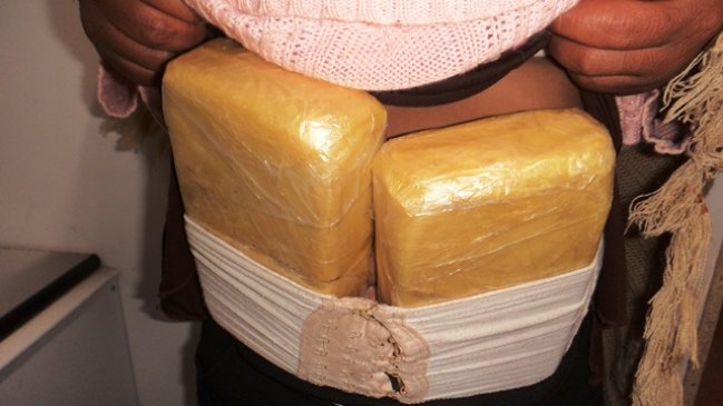 Tarapacá: Detectan a traficantes trasladando más de 150 millones en droga