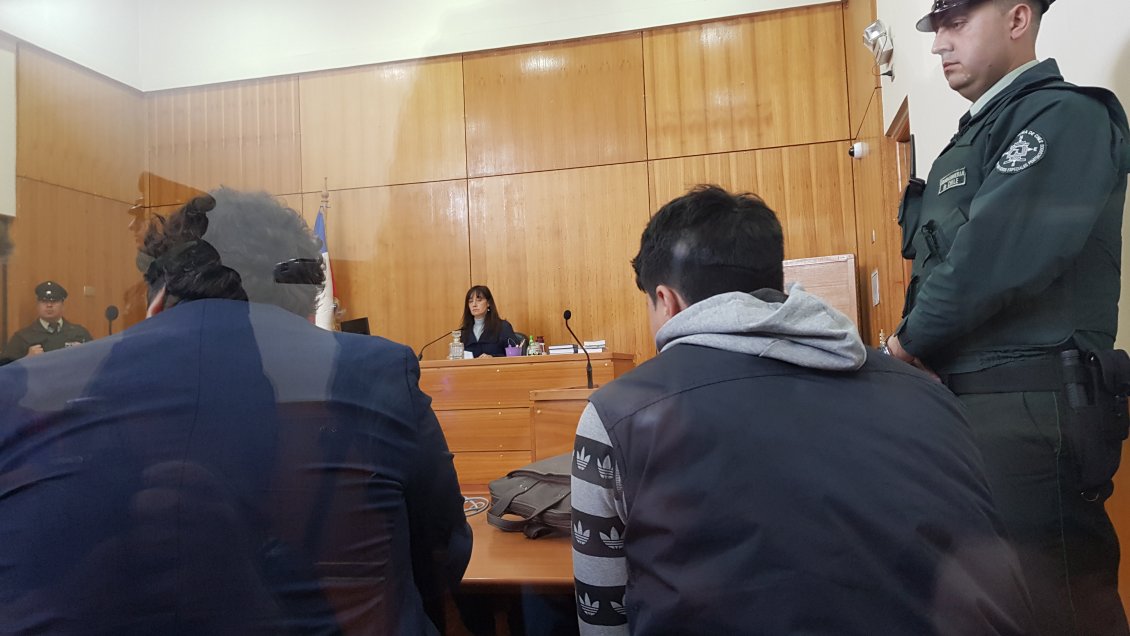 En prisión preventiva quedó sujeto que agredió a hincha en Rengo