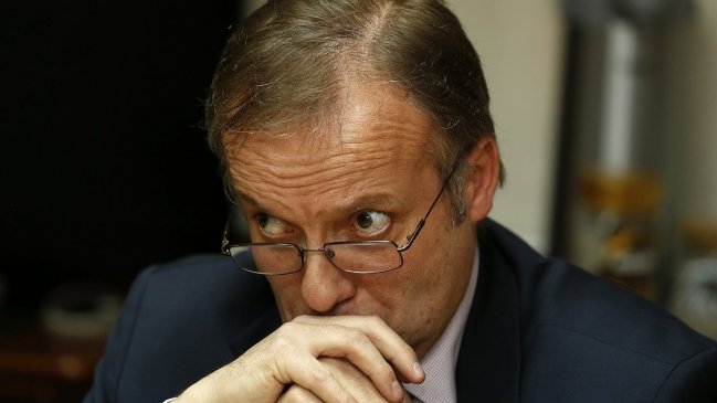 Formalizaron a ex secretario general de la Junaeb por fraude al Fisco