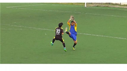 Arquero golpeó a su rival en partido de fútbol en Puerto Montt