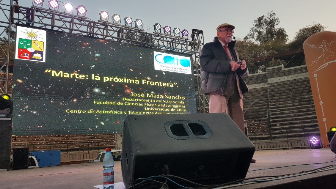 Organizadores cifran en seis mil los asistentes a charla de José Maza en Rancagua