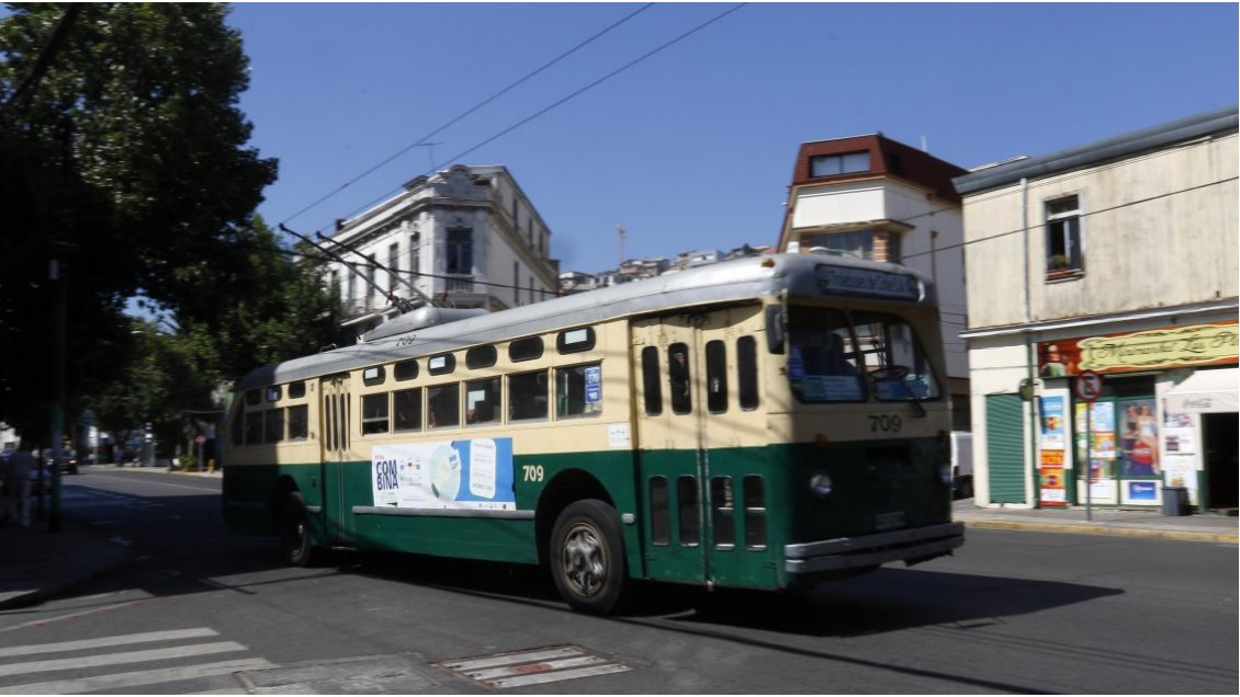Crisis financiera amenaza el funcionamiento de los trolebuses de Valparaíso