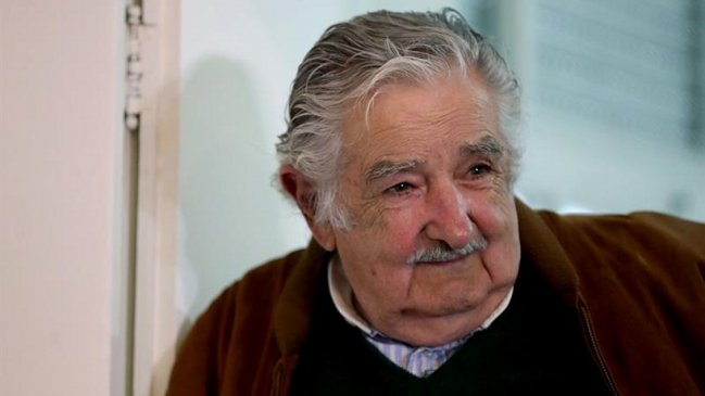  Mujica dejará la política si gana el Frente Amplio  