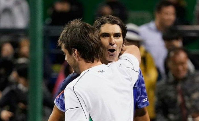 Peralta y Zeballos avanzaron a cuartos de final en el ATP de Moscú