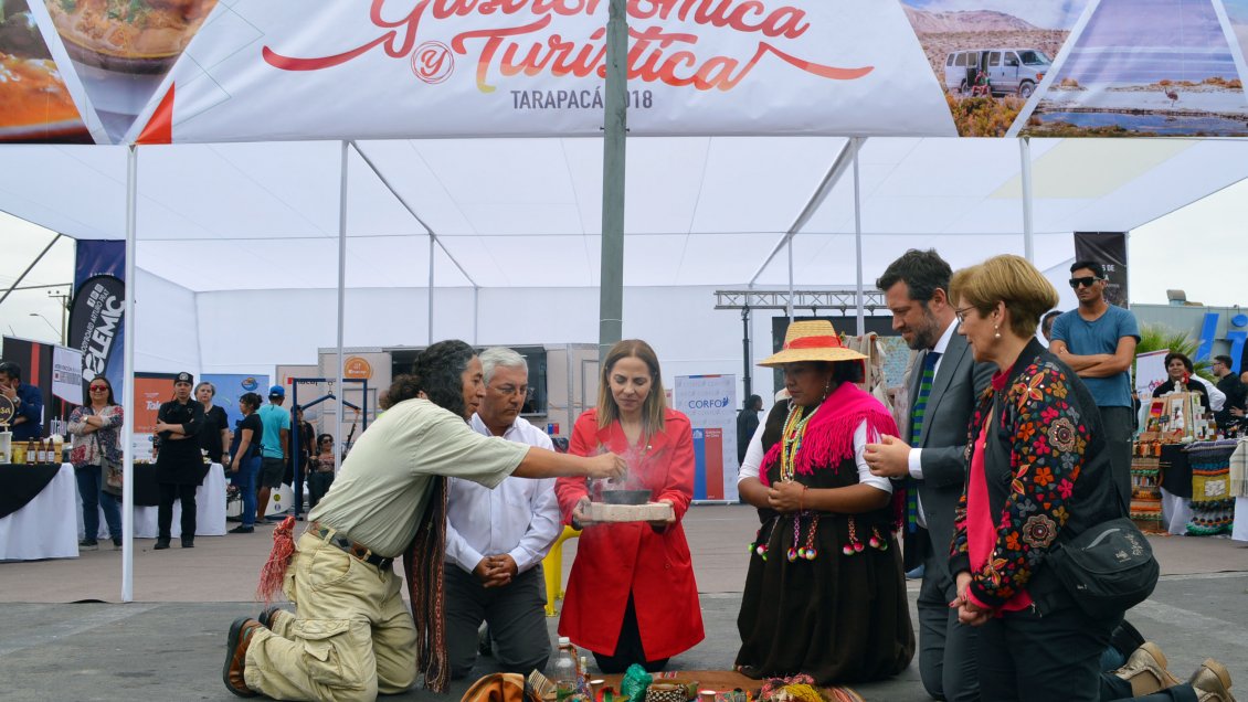 Turismo y gastronomía tarapaqueña deleitan a visitantes