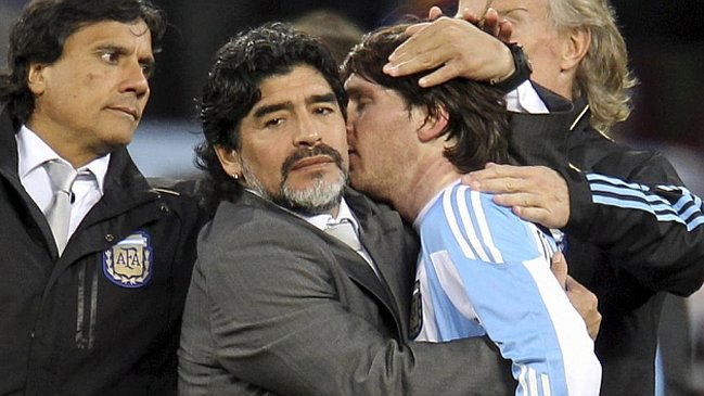  Abogado de Maradona: Diego llamará a Messi para disculparse  