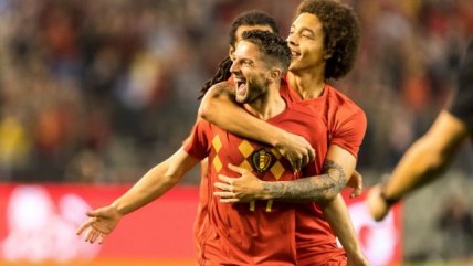 Una hermosa volea de Mertens y un túnel de Groeneveld definieron empate entre Bélgica y Holanda